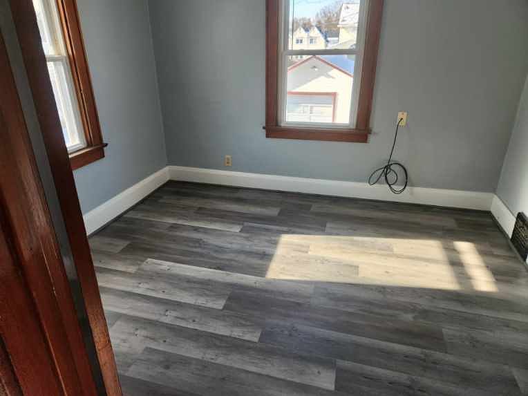 1st image of 420 The Brooklands Ave