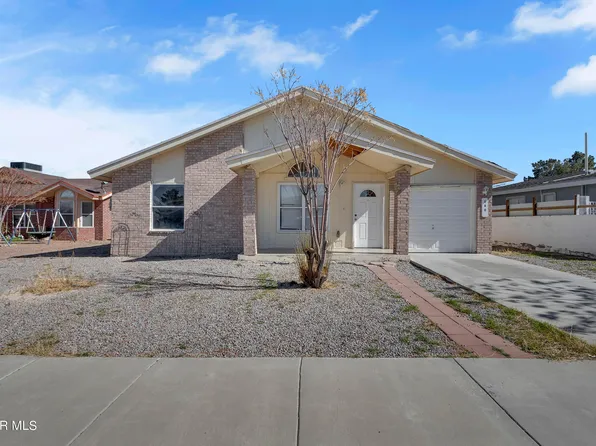 160 Barrel Cactus Dr, Horizon City, TX 79928