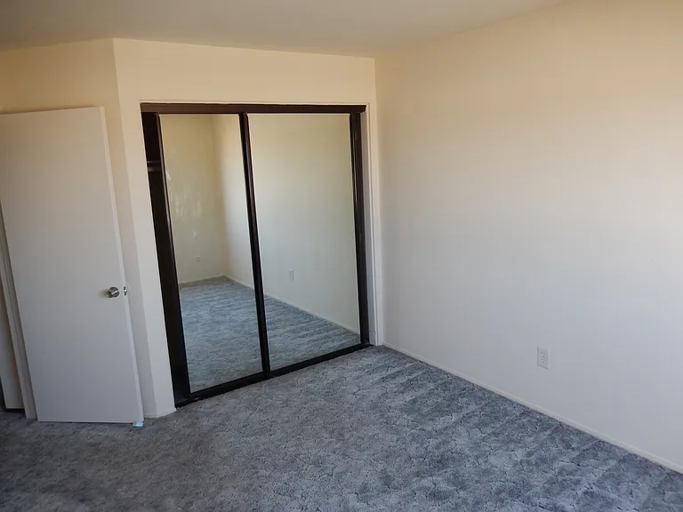 4467 Valeta St — Photo 5