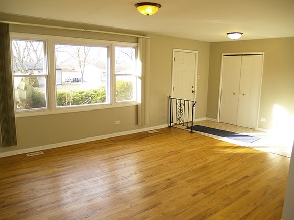 2nd image of 21641 Cynthia Ave