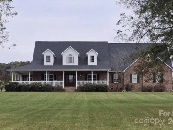 4320 Ritchie Rd, Lincolnton, NC 28092