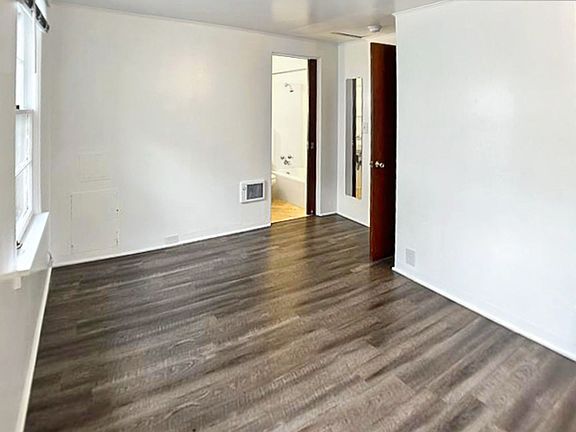 4th image of 712 E Coeur D Alene Ave #5