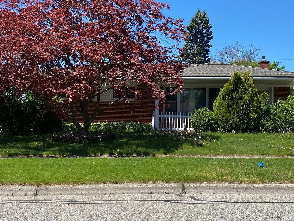 1st image of 1196 Georgina Dr
