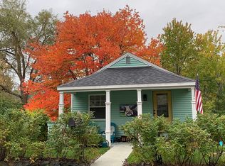 10 Hall St, Kennebunk, ME 04043