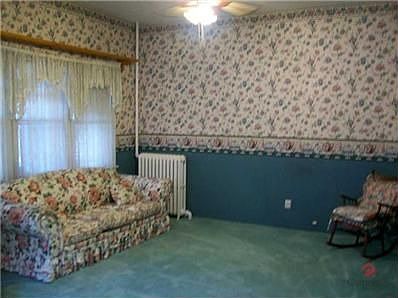 2nd image of 1223 Lexington Ave