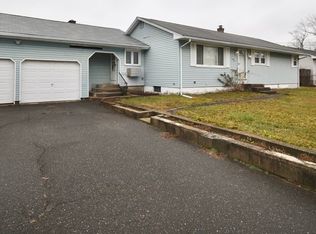 104 Stedman St, Chicopee, MA 01013