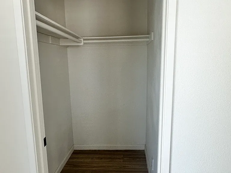 579 Casselman St #3 — Photo 4