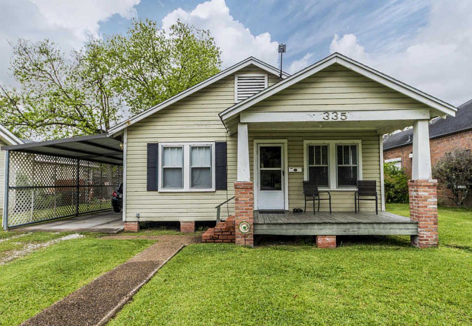 1st image of 335 Duperier Ave
