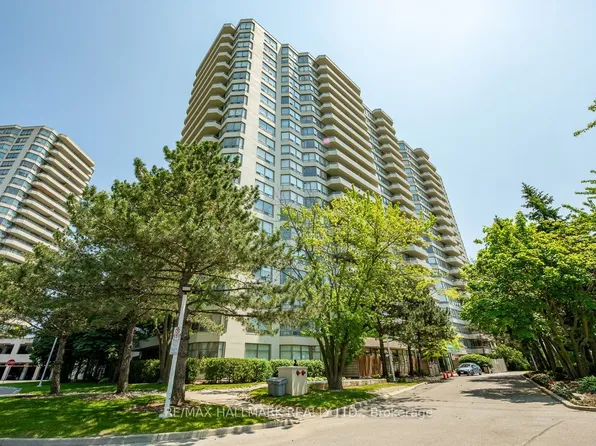 1 Greystone Walk Dr #Penthouse 83, Toronto, ON M1K 5J3