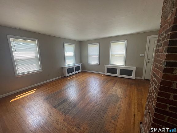 5th image of 63 Thompson Street