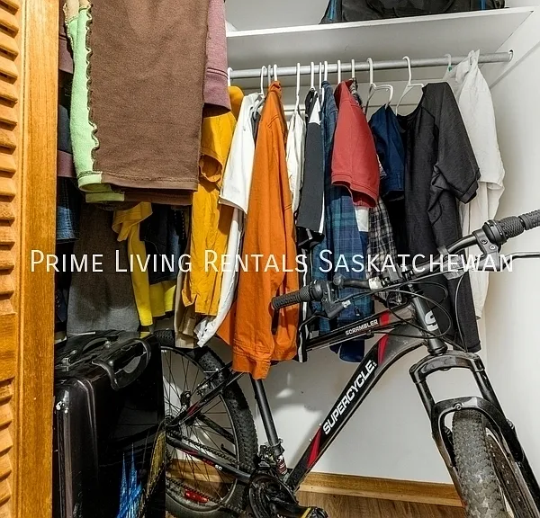 2163 Hamilton St #5 — Photo 8