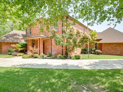 3905 Northlake Ln, Enid, OK, 73703