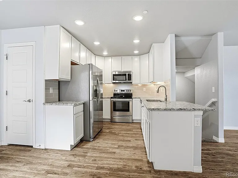 6104 Summit Peak Ct #102 — Photo 4
