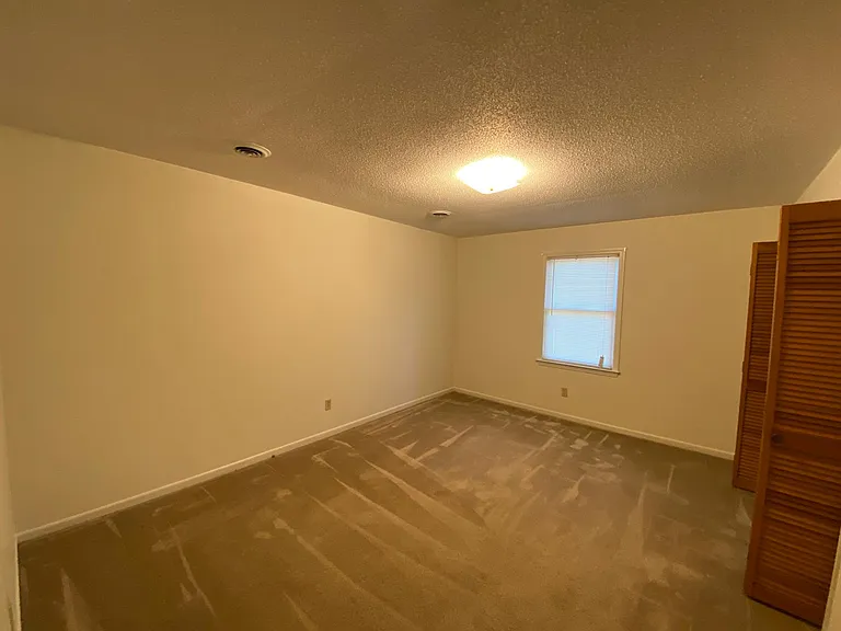 107 Carson Dr — Photo 9