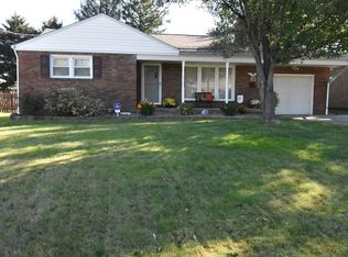 57 Parish Ave, Hubbard, OH 44425