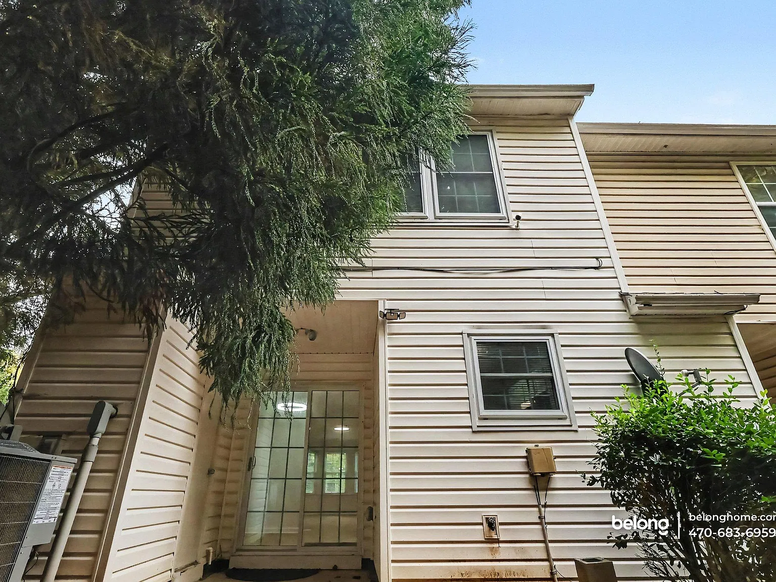 3 bed, 2.5 bath, 1512 sqft, $1,995 — Photo 2