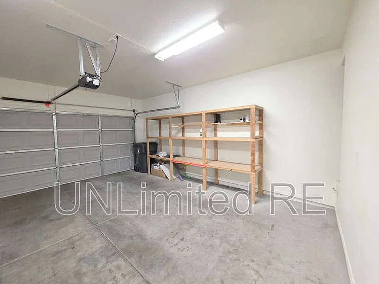 1151 S 16th Pl — Photo 22