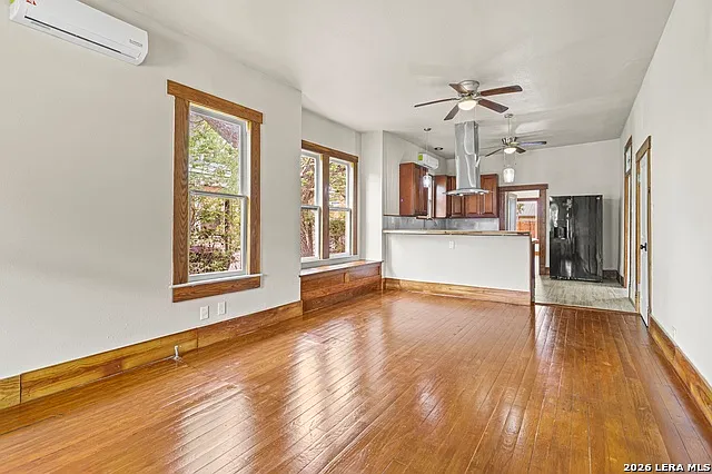 235 Cornell Ave — Photo 10