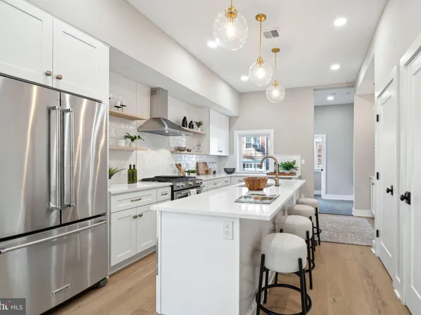 347 E Gorgas Ln #B, Philadelphia, PA 19119