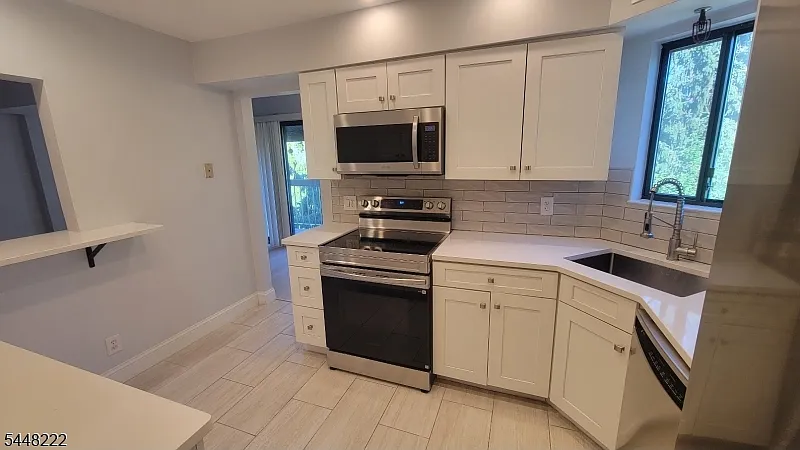 2 bed, 1.5 bath, $2,450 — Photo 4