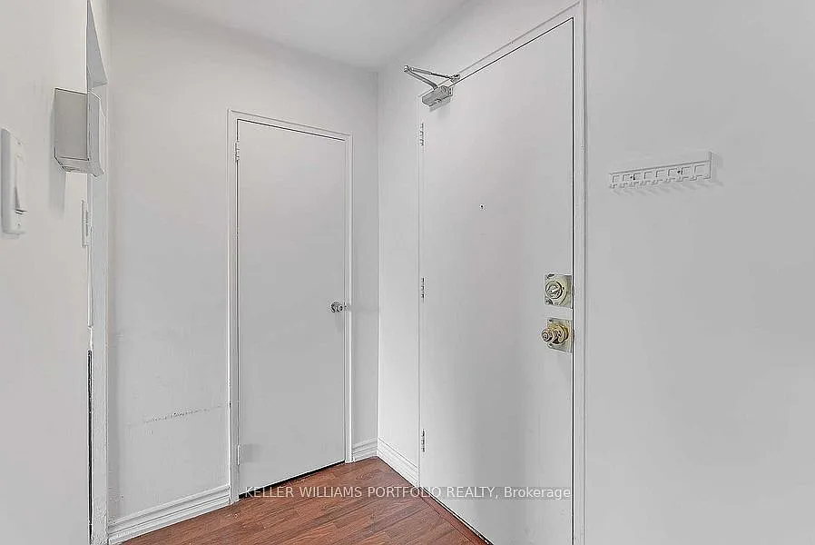 2 bed, $2,200 — Photo 3