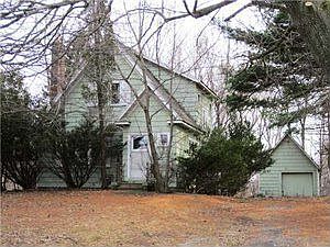 2nd image of 733 Ridge Rd