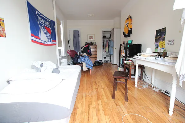 Rented by Luxor Homes & Investment Realty | media 41