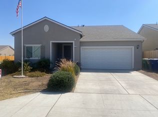 13703 Crocus Way, Armona, CA 93202