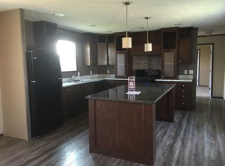 99 Quail Ct, Grand Blanc, MI 48439