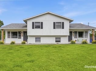 3758 Newcastle Dr SE, Grand Rapids, MI 49508
