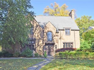 20811 Sydenham Rd, Shaker Heights, OH 44122