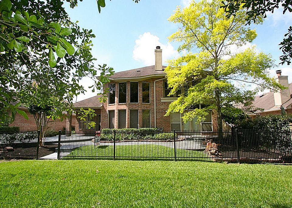  What a back yard with a view of the golf course