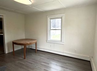 4 Burgeville Ct, Groton, CT 06340