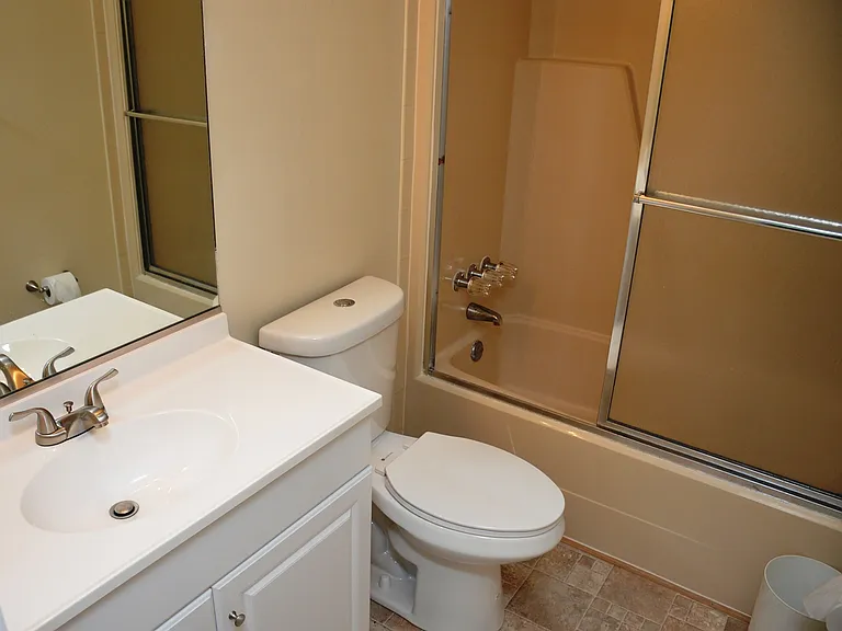 445 Benlea Cir — Photo 16