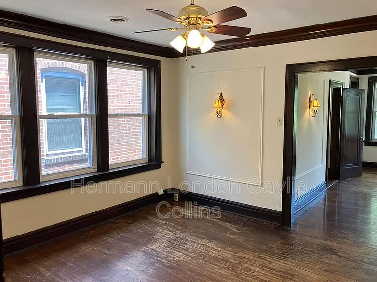 4427 S Grand Blvd #2F — Photo 12