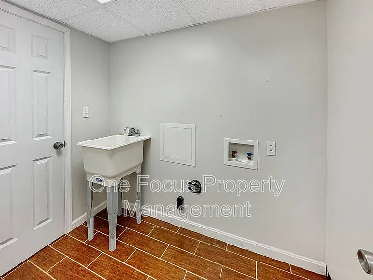 79 Valley View Rd — Photo 13