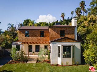 2407 N Commonwealth Ave, Los Angeles, CA 90027