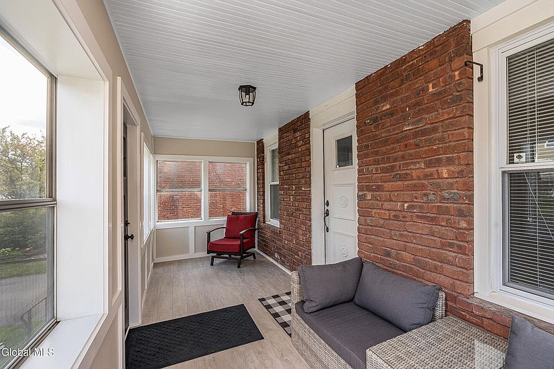 5th image of 96 Dartmouth Street
