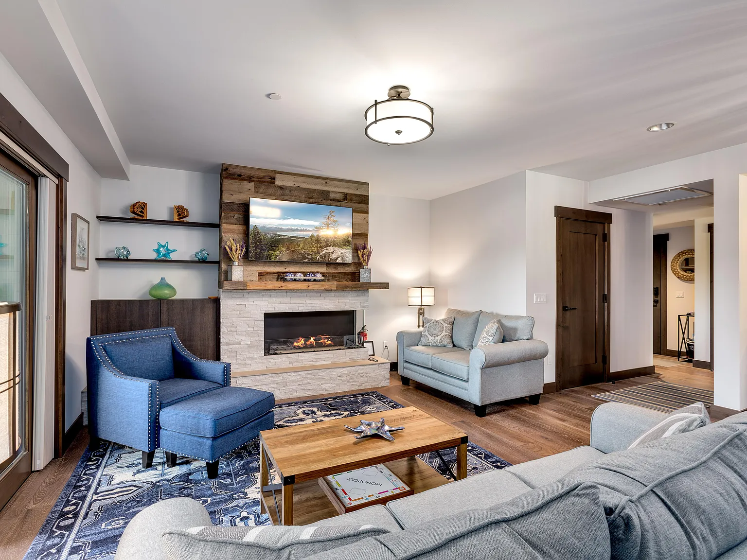 2 bed, 1345 sqft, $13,000 — Photo 3
