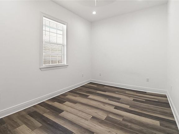 5th image of 533 S Cortez St