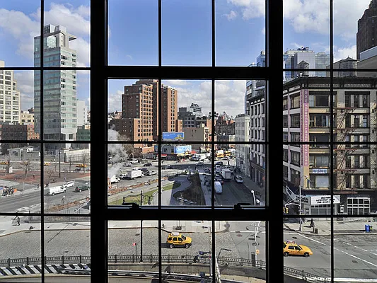 Sold by Sotheby's International Realty | media 12