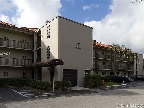 3rd image of 7900 NW 50th St APT 303