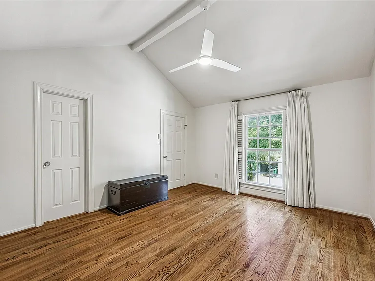 1601 Norfolk St — Photo 23