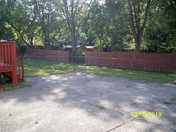 3rd image of 1206 Windchase Dr