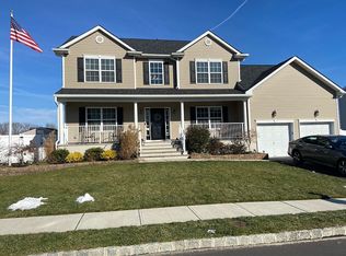 8 Bridle Path, Bayville, NJ 08721