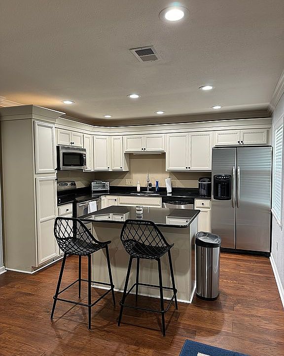 1st image of 114 Orleans Oaks Ln