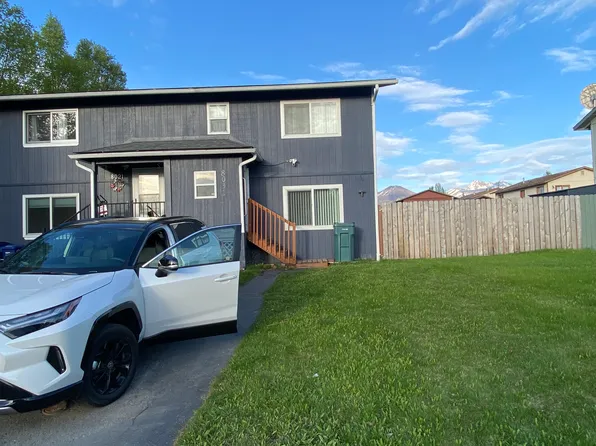 8031 Sabrina St, Anchorage, AK 99507