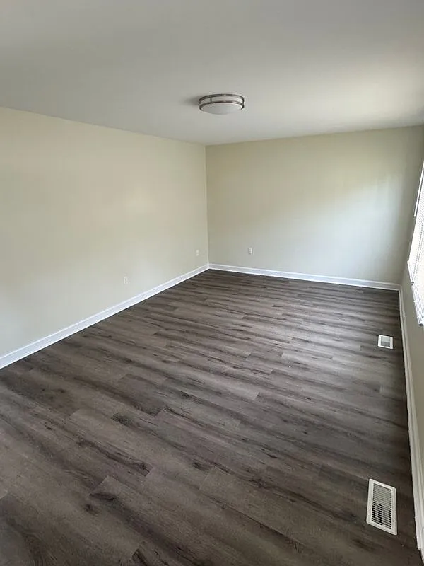 3 bed, 2.5 bath, 1514 sqft, $2,750 — Photo 3
