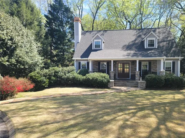 4 Little Buck Ct, Greenville, SC 29609