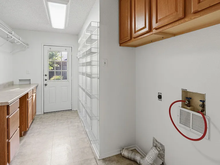 12416 Deer Falls Dr #B — Photo 15